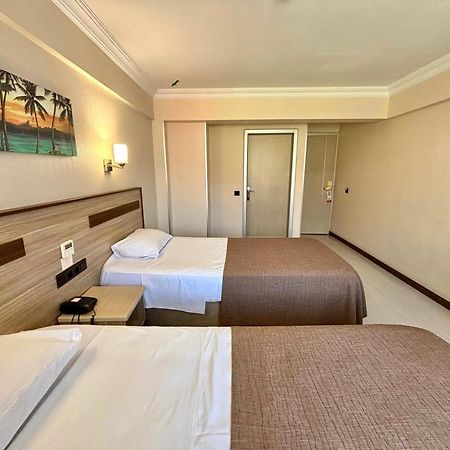Gold Hotel Istanbul Bagian luar foto