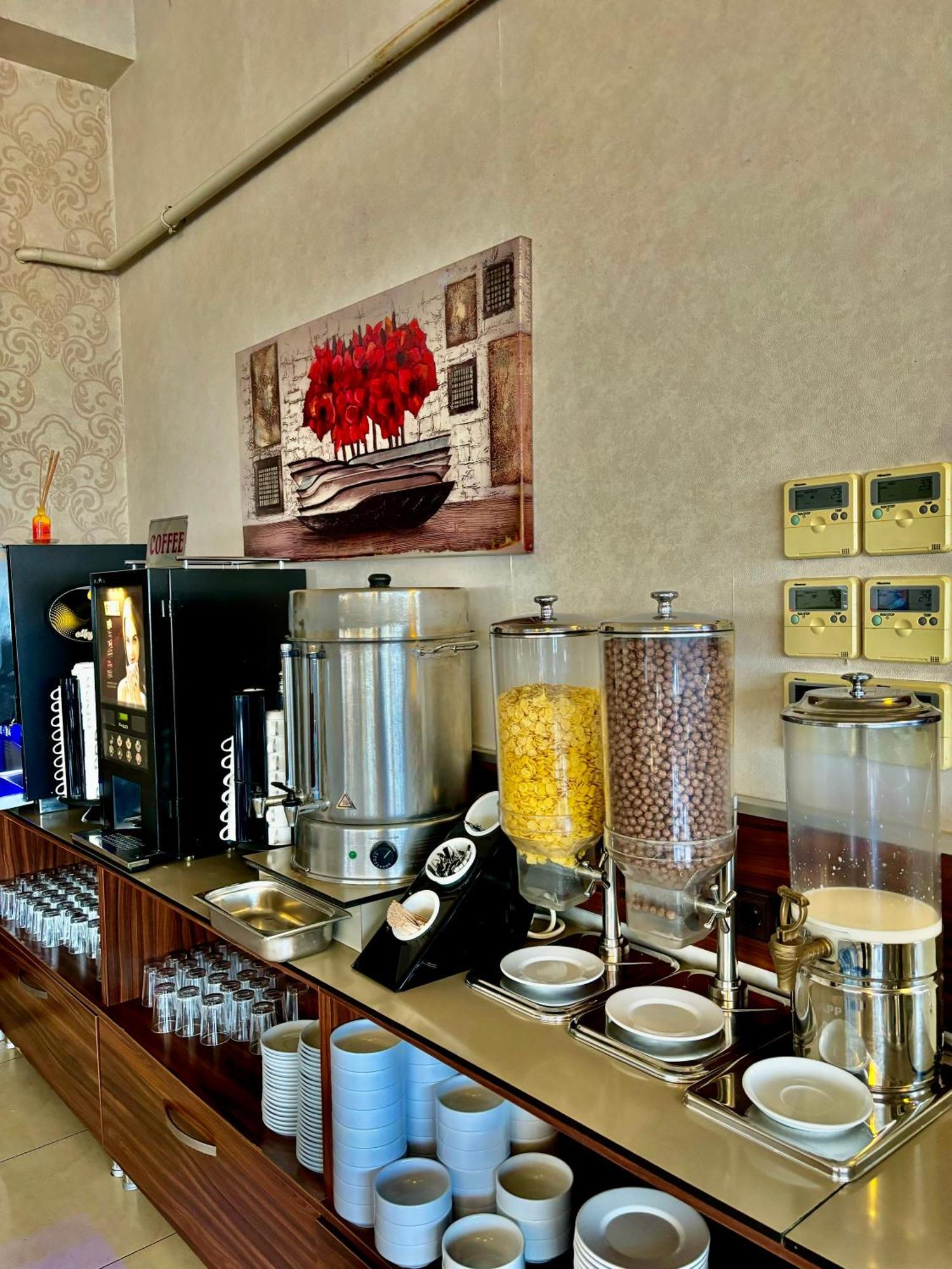Gold Hotel Istanbul Bagian luar foto