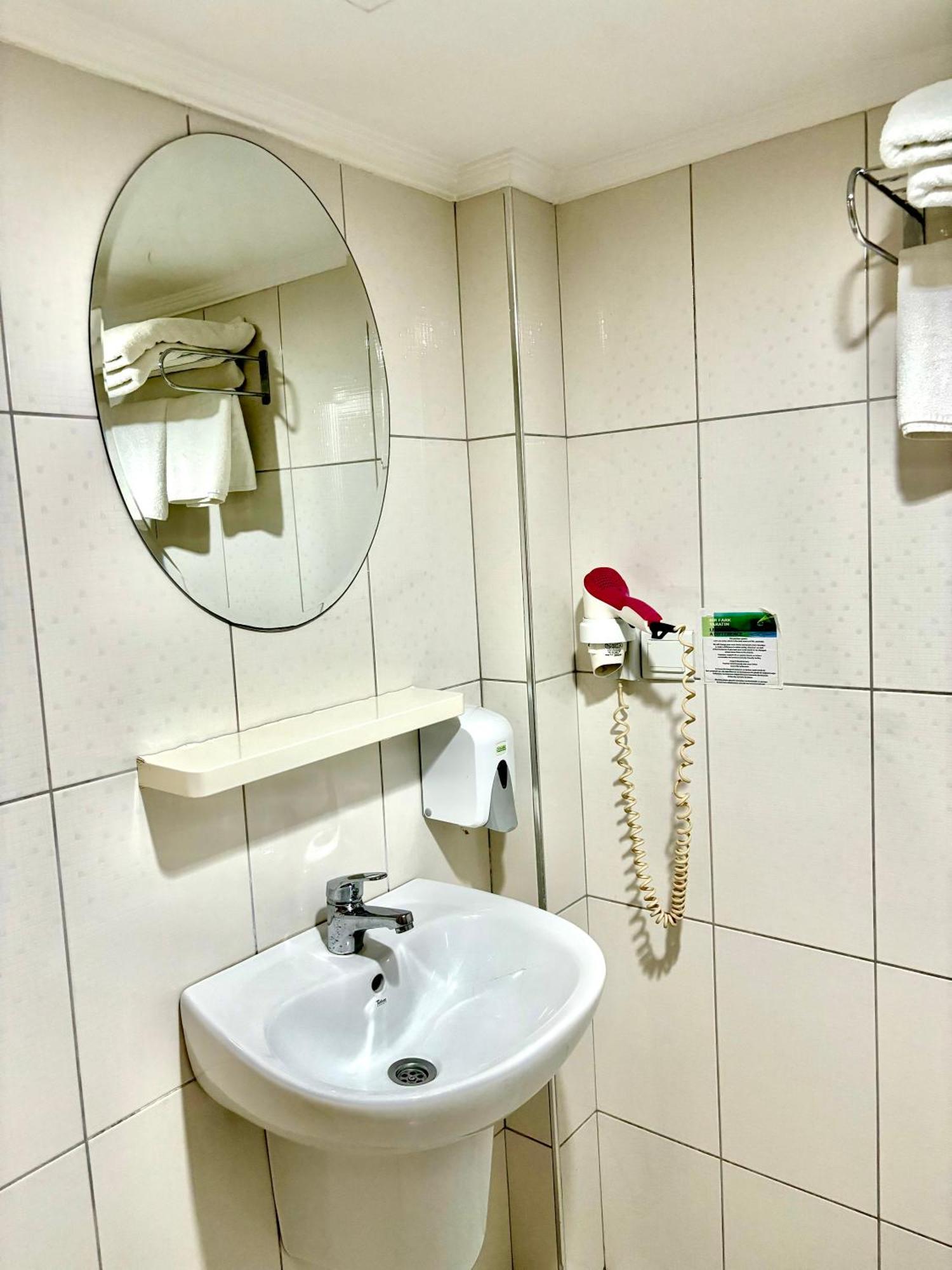 Gold Hotel Istanbul Bagian luar foto
