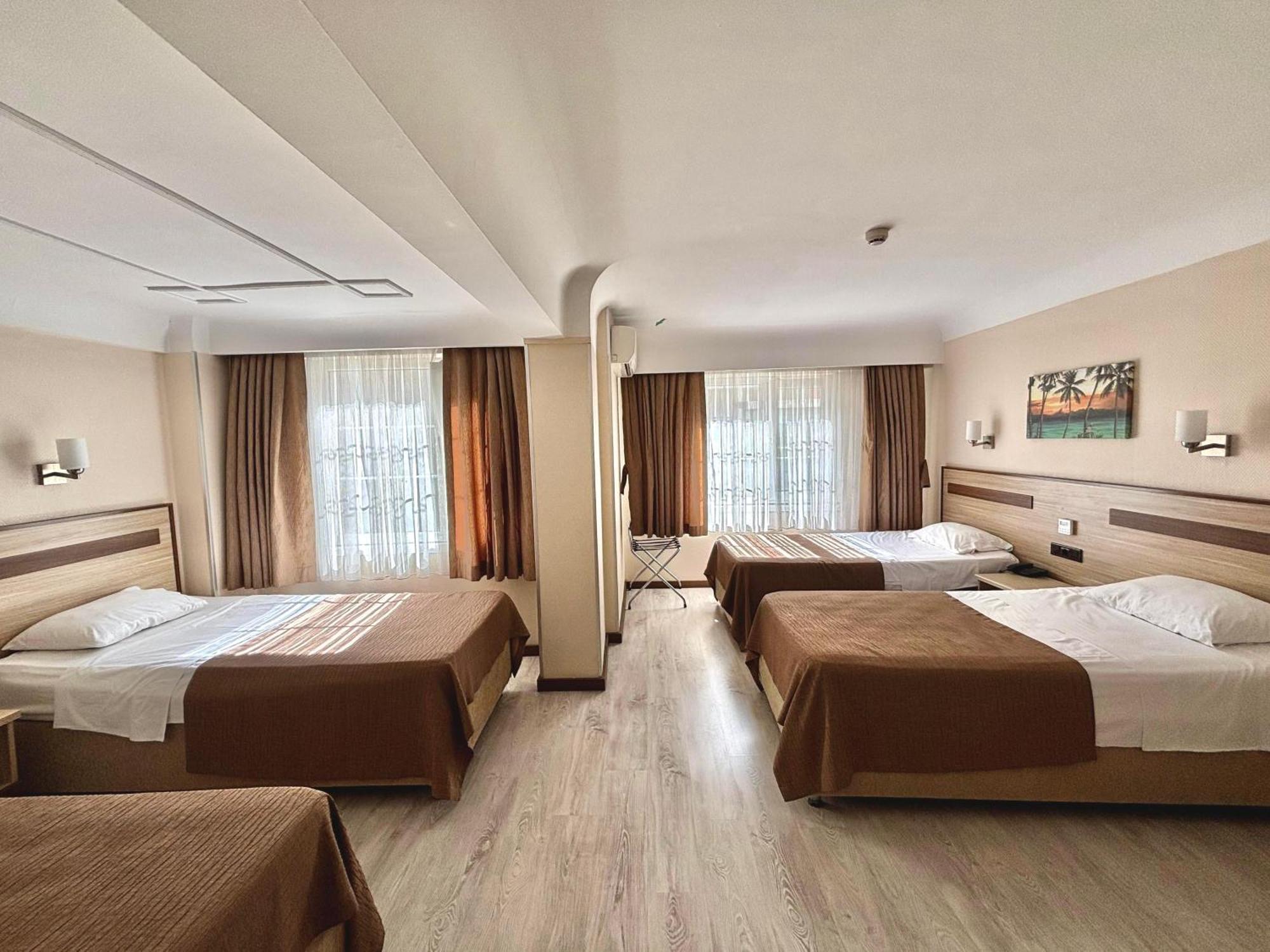 Gold Hotel Istanbul Bagian luar foto