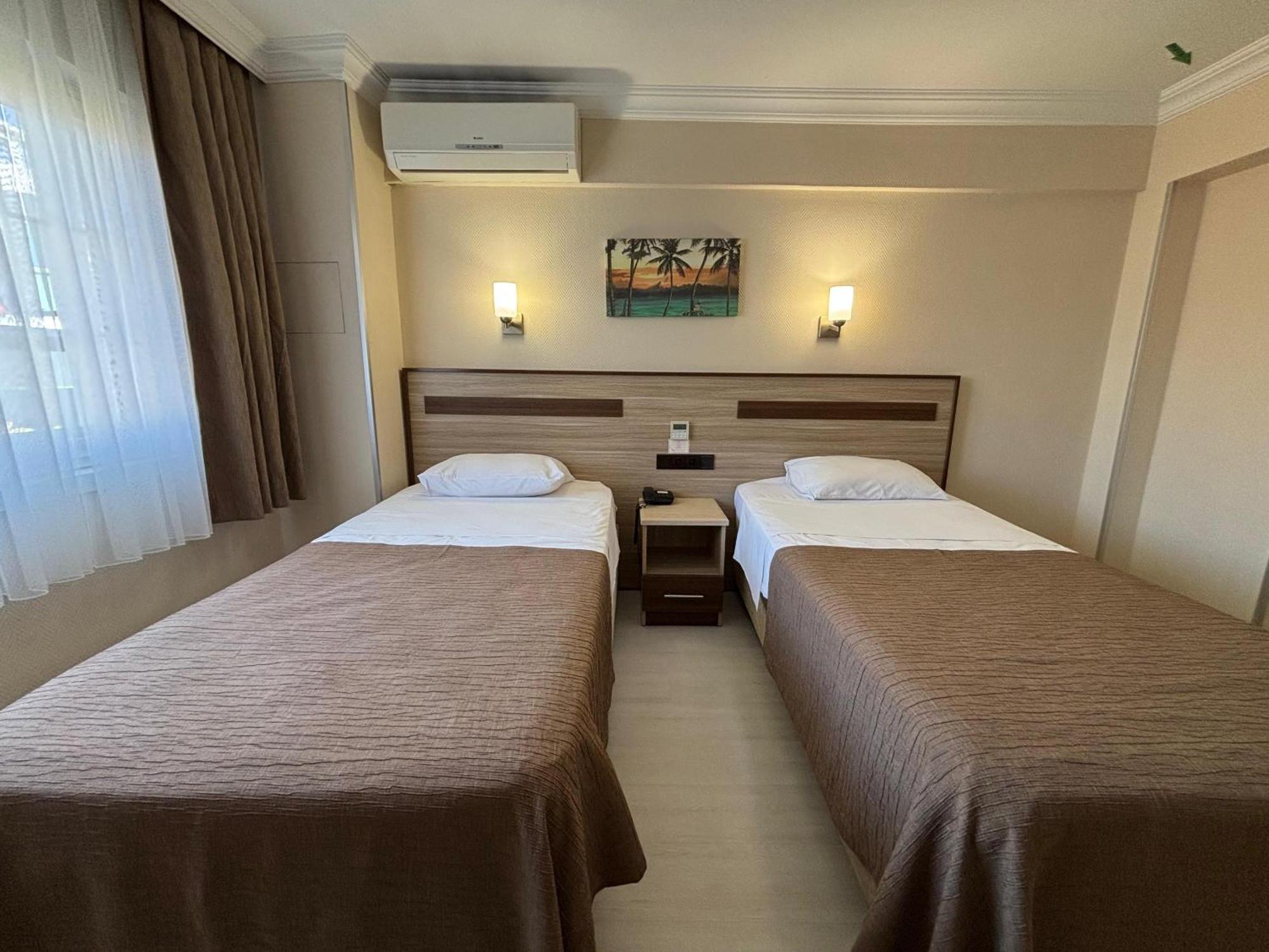 Gold Hotel Istanbul Bagian luar foto