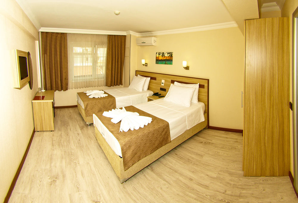 Gold Hotel Istanbul Bagian luar foto